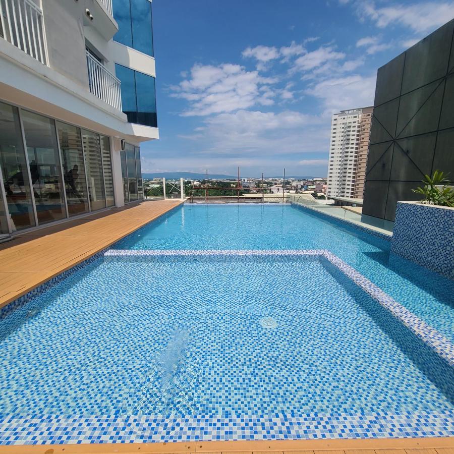 Inspiria Condo Free Airport Pickup For 3 Nights Stay Or More Davao City Εξωτερικό φωτογραφία